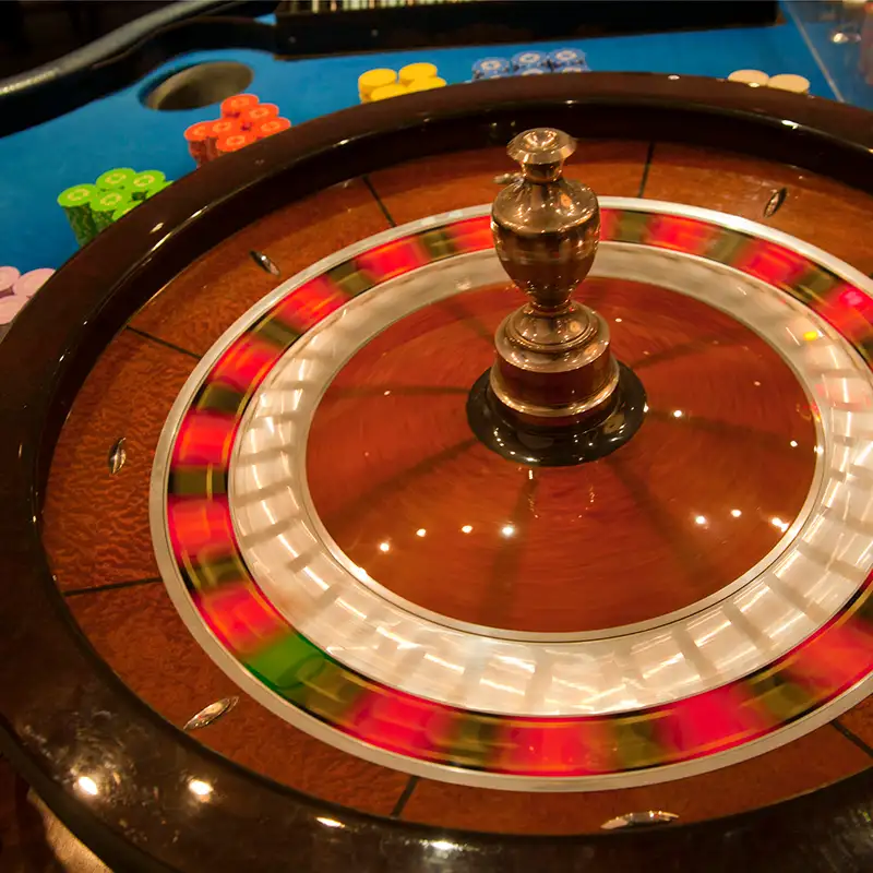 tk222 overview showing slots, live tables and sports features